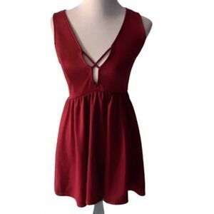 Tobi  Deep V Neck Dress size M